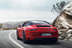 Porsche 911 Carrera 4 Targa GTS