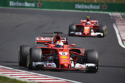 Sebastian Vettel, Ferrari SF70H, Kimi Raikkonen, Ferrari SF70H