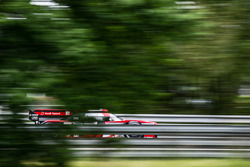 #8 Audi Sport Team Joest Audi R18 e-tron quattro: Lucas di Grassi, Loic Duval, Oliver Jarvis