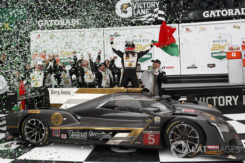 Il vincitore #5 Action Express Racing Cadillac DPi, P: Filipe Albuquerque