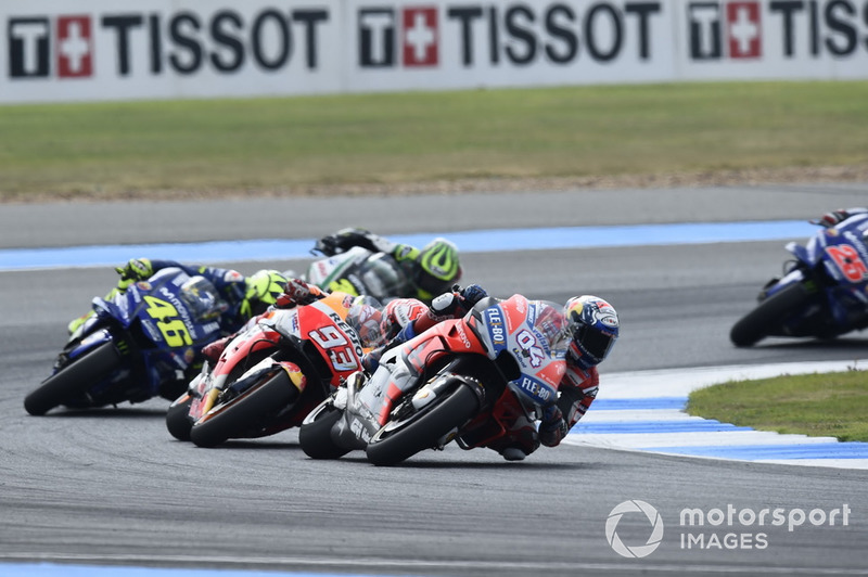 Dovizioso lideró gran parte de la carrera, pero no arriesgó