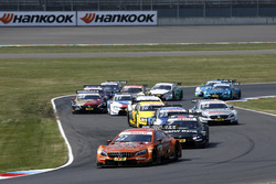 Restart after red flag, Lucas Auer, Mercedes-AMG Team HWA, Mercedes-AMG C63 DTM leads