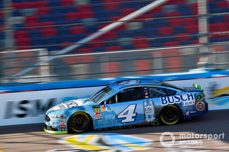 Kevin Harvick hat es als einziger Stewart/Haas-Pilot ins Finale geschafft - mit Mühe