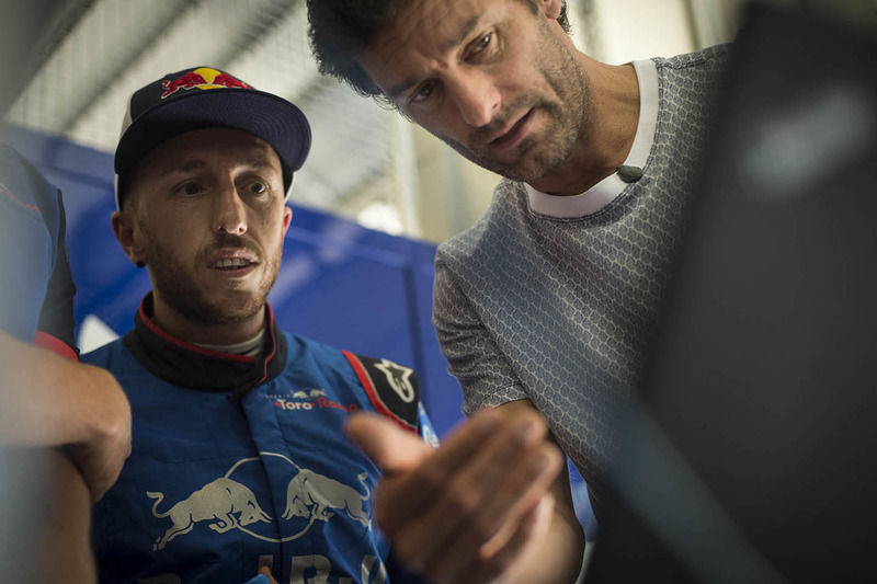 Tony Cairoli, Mark Webber
