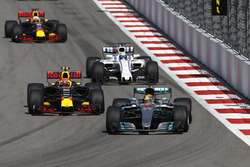 Lewis Hamilton, Mercedes AMG F1 W08; Max Verstappen, Red Bull Racing RB13; Felipe Massa, Williams FW