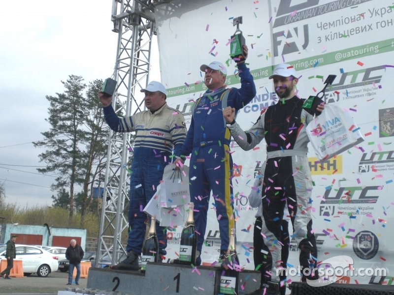 Подіум GT Open: Валерій Жовтоног, Ігор Скуз, Володимир Дрогомирецький