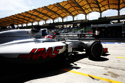 Romain Grosjean, Haas F1 Team VF-16