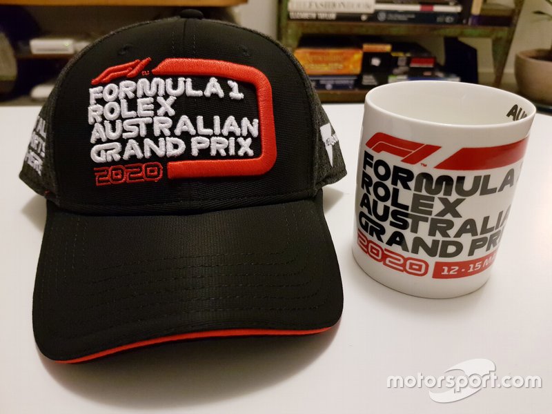 Souvenirs van de afgelaste Australische Grand Prix.
