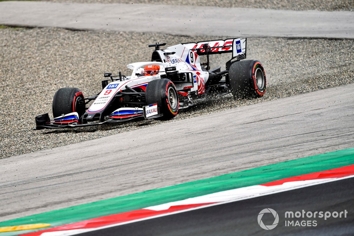 Никита Мазепин, Haas VF-21, в гравии
