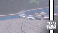 Harvick hits the wall while leading at Texas Motor Speedway