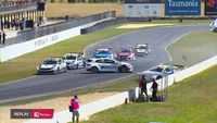 TCR Australia: Tasmania - Race 1 Mostert spin