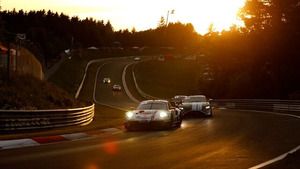 24h Nurburgring: lo más destacado de las primeras 4 horas