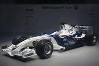 BMW Sauber launches the F1.07 in Valencia BMW Sauber launches the F1.07 in Valencia