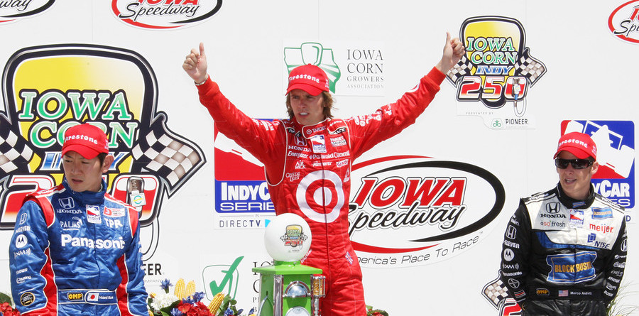 Wheldon masters the Iowa Speedway for the win Wheldon masters the Iowa Speedway for the win