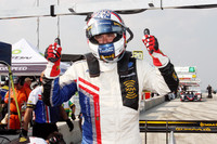De Ferran captures Road America pole De Ferran captures Road America pole