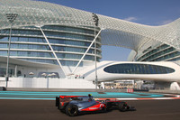 Hamilton kicks off Abu Dhabi with Friday fast time Hamilton kicks off Abu Dhabi with Friday fast time