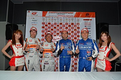 De Oliveira takes Malaysian pole position with a perfect run
