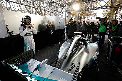 Mercedes espera probar el modelo 2015 en enero