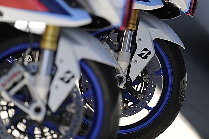 Deux nouvelles couleurs dans les pneus proposés par Bridgestone