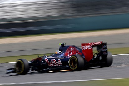 Sainz et Toro Rosso gardent le top 10 comme objectif