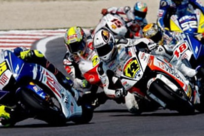 2012: MotoGP a tre velocità. Anzi, no, a due…