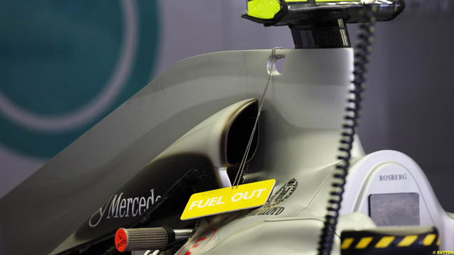Mercedes Gp con un airbox rivoluzionario