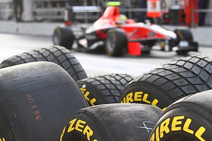 A Silverstone debuttano le gomme dure