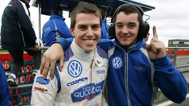 Doppia pole per Buzaid a Snetterton