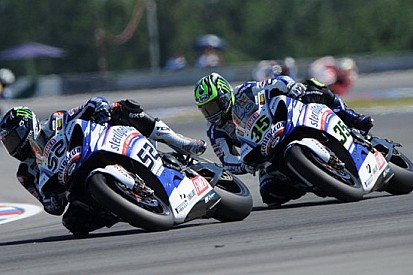 Crutchlow e Toseland con il terzo posto nel mirino