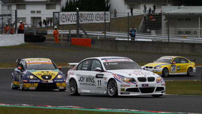 Dopo 4 anni Priaulx torna in pole