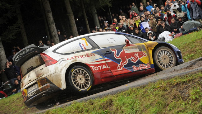 Galles, PS5: Ogier velocissimo sotto la pioggia