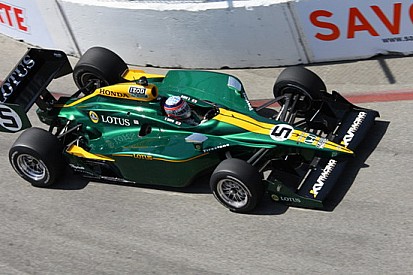 Dal 2012 la Lotus farà anche da motorista!