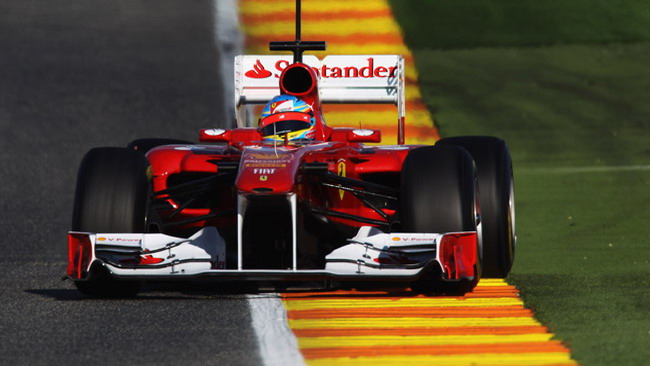 Valencia, Day 2: Alonso risponde alla Red Bull
