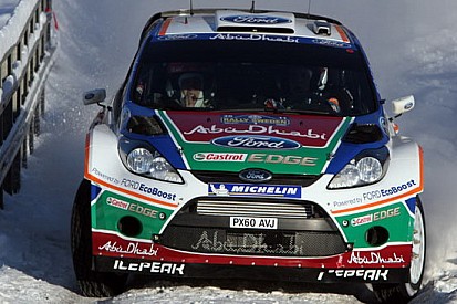 Svezia, PS12: Hirvonen prende il largo su Ostberg