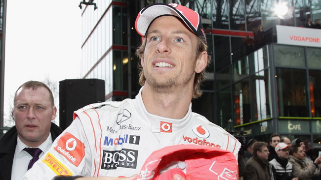 Button prevede tanti sorpassi a Melbourne
