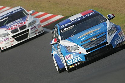 Tripletta Chevrolet nella seconda sessione di libere