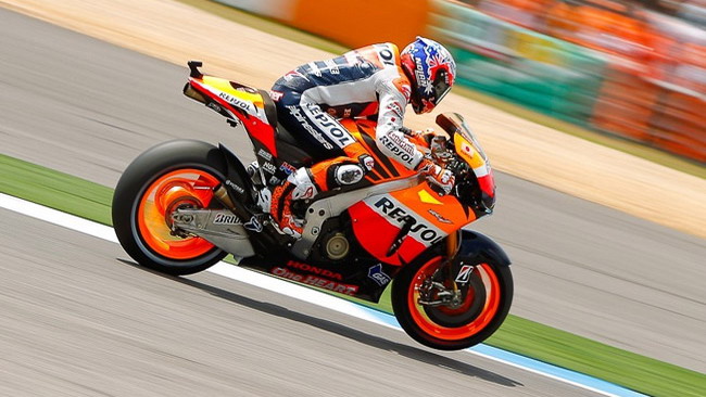 Le Mans, Libere 1: Stoner guida il poker Honda
