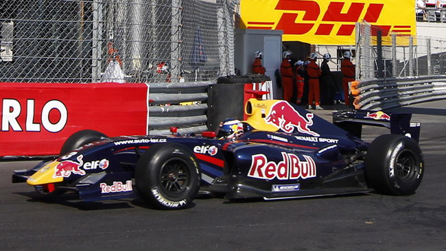 Ricciardo prenota la pole a Montecarlo