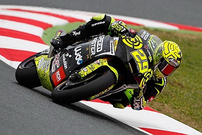 Andrea Iannone fatica molto a Barcellona