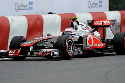 Clamoroso: Vettel regala il Gp del Canada a Button!