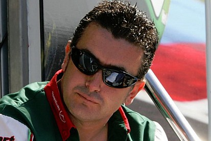 Paul Bird ha presentato la domanda d'iscrizione