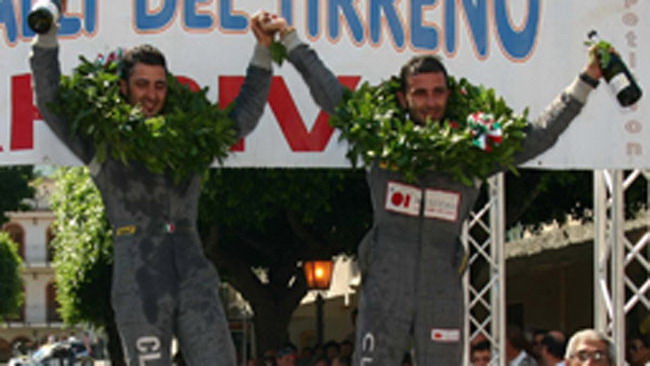 I fratelli Nucita al via del Rally del Galles