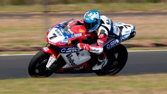 Phillip Island, Day 2: Checa e la Ducati al top