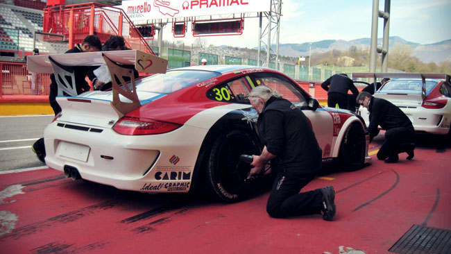 Petricorse Motorsport al lavoro al Mugello