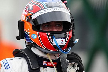 Nicolas Minassian corre con la Jota a Silverstone