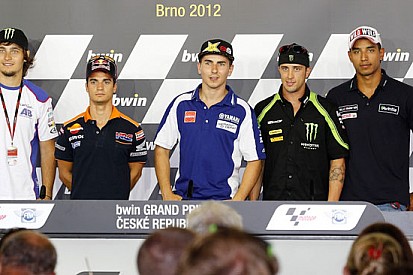 L'assenza di Stoner tiene banco in conferenza stampa