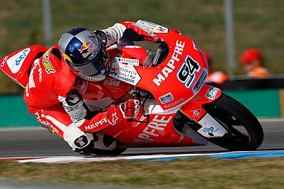 Jonas Folger senza rivali sull'asfalto umido di Brno