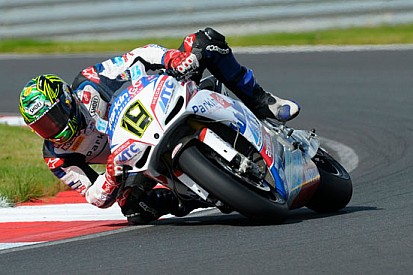 Prima vittoria per Chaz Davies in gara 2 al Nurburgring