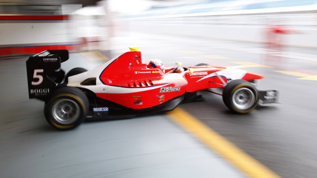 Estoril, Day 2: David Fumanelli da record
