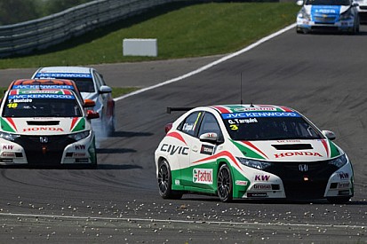 A Budapest aumentano le zavorre di Honda e Seat